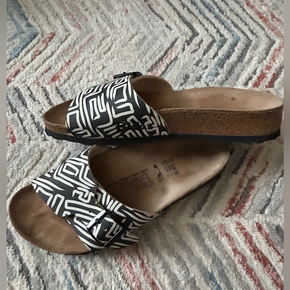 Birkis by Birkenstock Size 38 Womens 7 Mens 5 Black and white striped pattern